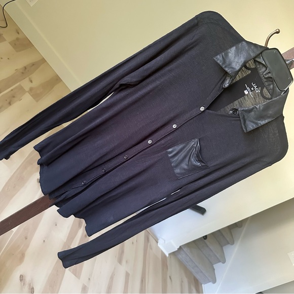 JAG Jeans Mixed Media Button Down - Picture 1 of 5